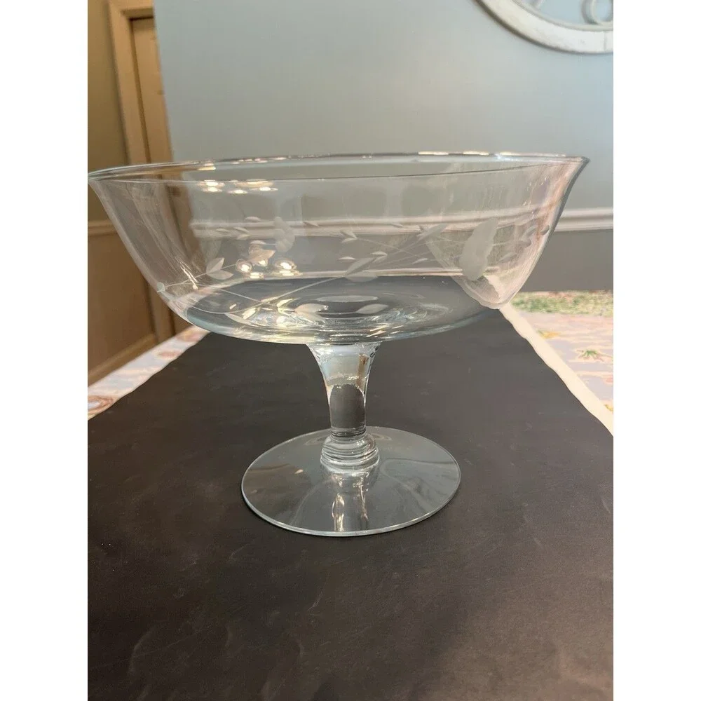 Princess House Heritage Floral Etched Pedestal Compote Bowl 7” T x 9.75” W - USA